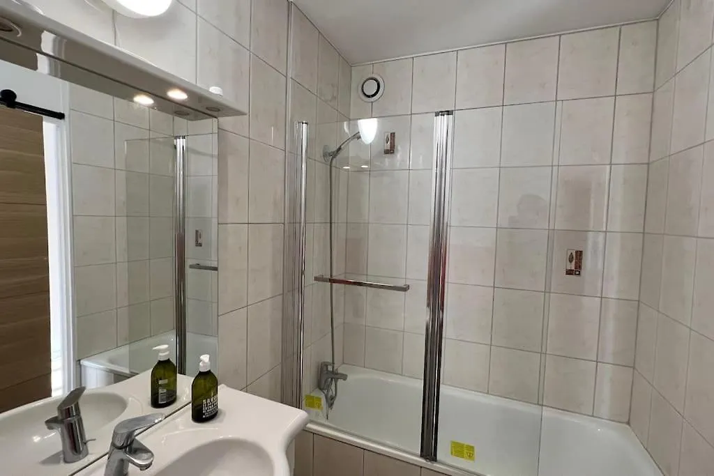 Appartement Spacieux T2 Idealement Place Toulouse